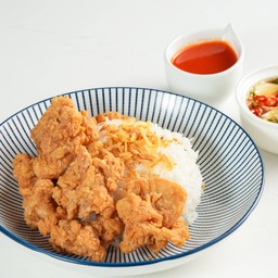 ชุดข้าวหน้าไก่กรอบ (เนื้อน่องไก่)