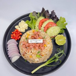 ข้าวผัดแหนม Fermented pork fried rice