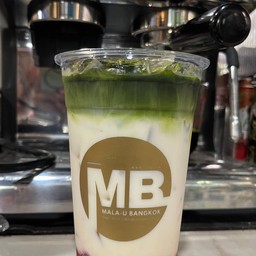 ชาเขียวนมสดสตอร์เบอรี่