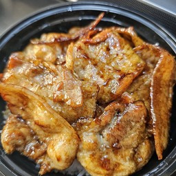 ข้าว หมูสามชั้นสไลด์ย่างซอสญี่ปุ่น