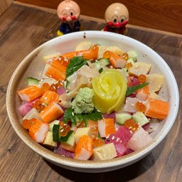 Chirashi Don ข้าวหน้าปลาดิบรวม