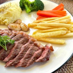 สเต็กเนื้อ