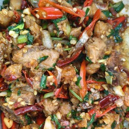 หมู3ชั้นคั่วพริกเกลือกับข้าว