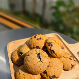 Chocolate Chip Cookie