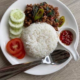 กระเพราเนื้อ