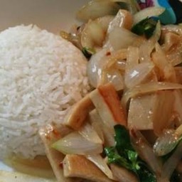 ข้าวหน้าหมูยอผัดหอมใหญ่