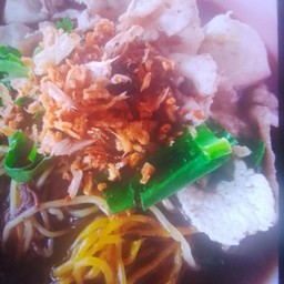 ก๋วยเตี๋ยวหมูตุ๋น