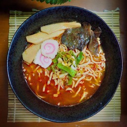 โชยุราเมง(เผ็ด)ไม่มีเนื้อส้ตว์ Spice Shoyu Ramen(No meat)