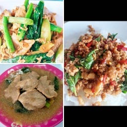 ราดหน้าปราโมทย์ยอดผักเอ็มไพร์ วัดกำแพง