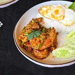 ข้าวกุ้งผัดพริกเกลือ