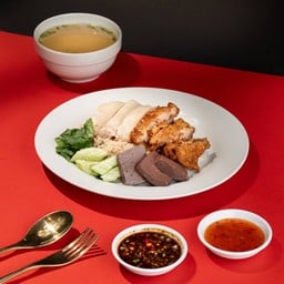 ข้าวมันไก่สองใจ (ไก่ต้ม+ไก่ทอด)