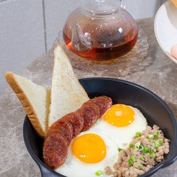 Fried egg vienamese style (ไข่กระทะ)