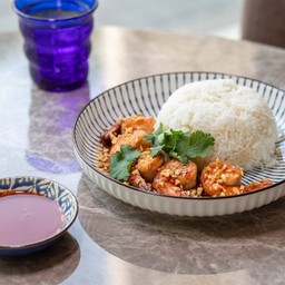 ข้าวกุ้งกระเทียม Rice garlic with shrimp