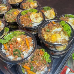 กระเพราไก่