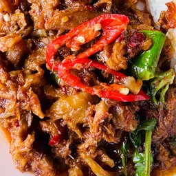 ผัดเผ็ดปลาบึก(กับข้าว)