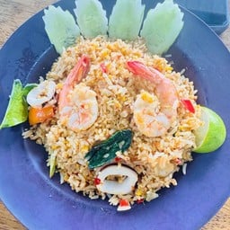 ข้าวผัดทะเลเล็ก