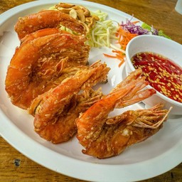 กุ้งคลุกฝุ่น
