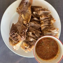 เนื้อแก้ม ขีดละ 45 บาท