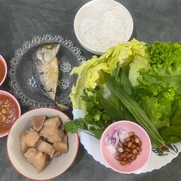 เมี่ยงผสมปลาทู + หมูสามชั้น