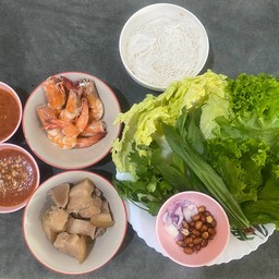 เมี่ยงผสมหมูสามชั้น + กุ้ง