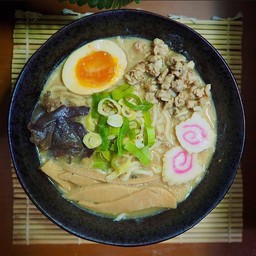 ทงคตซึราเมง+ไข่ดองโชยุ+หมูสับ Tonkotsu Ramen+Pickled eeg+Minced pork
