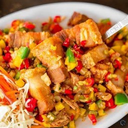 หมูกรอบคั่วพริกเกลือ