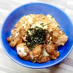 ข้าวคัตสึด้งไก่คาราเกะ