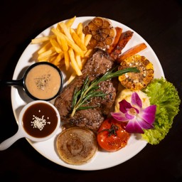 สเต็กเนื้อ