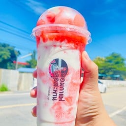 สตอเบอรี่โยเกิร์ต