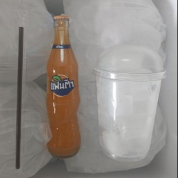 แฟนต้า น้ำส้ม แก้วโอ่ง