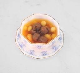 แป๊ะก๋วยน้ำลำไย