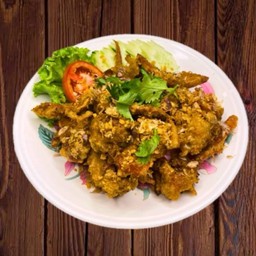 ปูนิ่มทอดกระเทียม