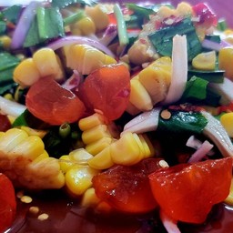 ตำข้าวโพดไข่แดงเค็ม