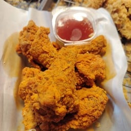 น่องไก่เขย่าปาปริก้า5ชิ้น