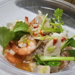 ยำแซ่บ ( เผ็ดกลาง )