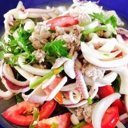 ยำปลาหมึกหมูสับ