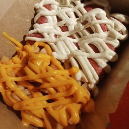 ไส้กรอก2สหาย