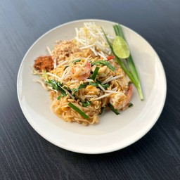 ผัดไทยกุ้งสด