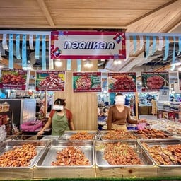 ทอดแหลก พาราไดซ์ ชั้น G โซนหน้าตลาดเสรีมาร์เก็ต