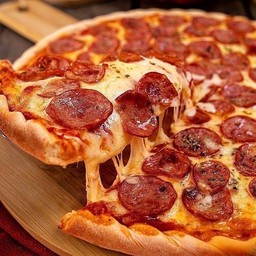 พิซซ่า หน้า เปปเปอโรนี่