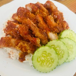 ข้าวไก่กรอบซอสหม่าล่า