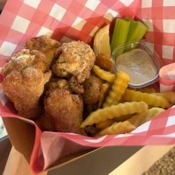 Where Wings Begin (ไก่ทอดสไตล์อเมริกัน)