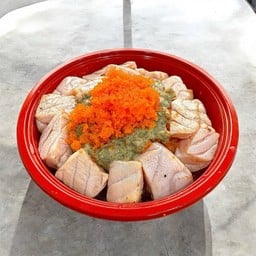 ข้าวหน้าม่อนเบิร์นไฟมันปู ท๊อปไข่กุ้ง