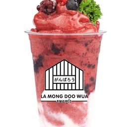 มิกซ์เบอร์รี่โยเกิร์ต