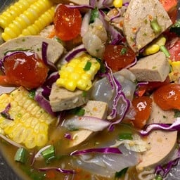 ยำหมูยอไข่แดงเค็ม