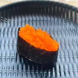 ข้าวปั้นไข่กุ้งส้ม