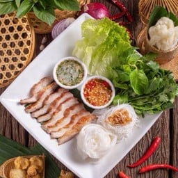 เมี่ยงคอหมูย่าง