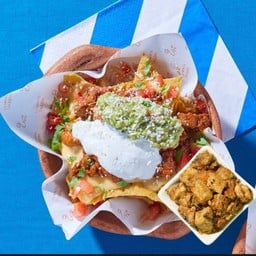 Chicken Nachos Supreme Large