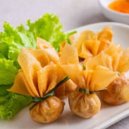 ถุงทองไส้กุ้ง 6 ชิ้น