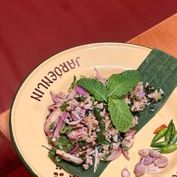 F01 ลาบหมู / Mixed Pork Spicy Salad